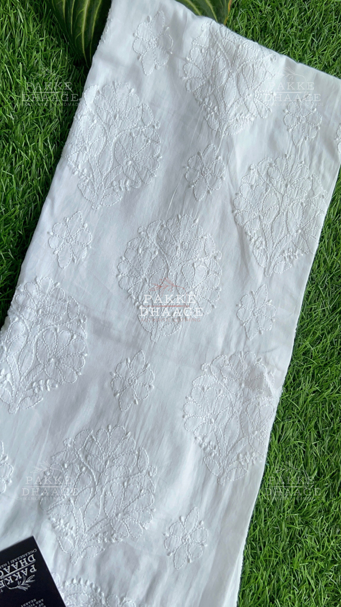 Zarah Pure Mulmul Chikankari Kurta - Moonlight White