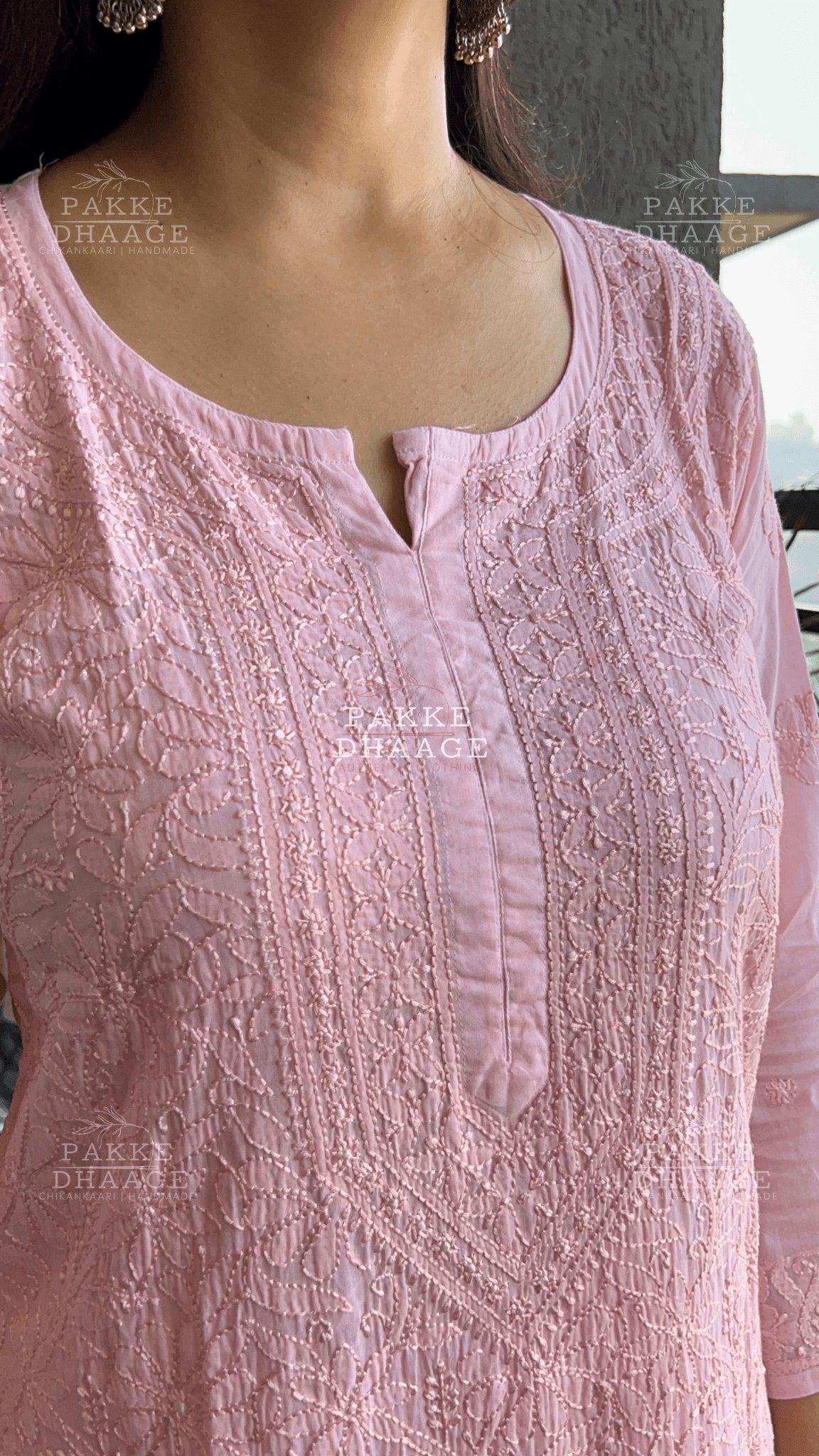 Inayat Resham Dhaaga Mulmul Kurta & Kurta Sets - Peach Pearl