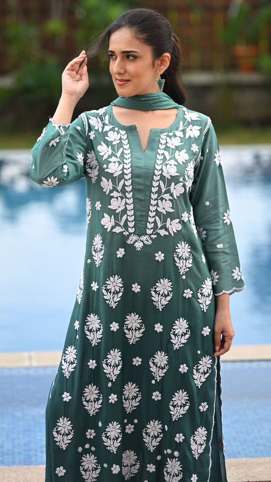 Falak Cutwork Pure Muslin Ombre Kurta Set with Dupatta 3-Pc Set - Ombre Green