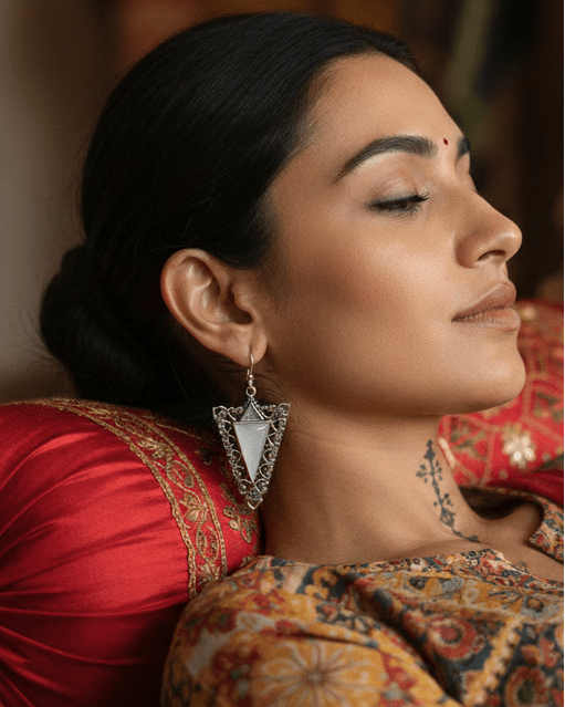 white arrowhead oxidized earrings