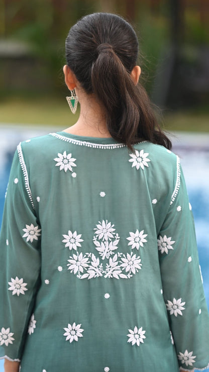 Falak Cutwork Pure Muslin Ombre Kurta Set with Dupatta 3-Pc Set - Ombre Green