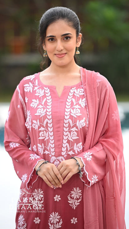 Falak Cutwork Pure Muslin Ombre Kurta Set with Dupatta 3-Pc Set - Ombre Peach