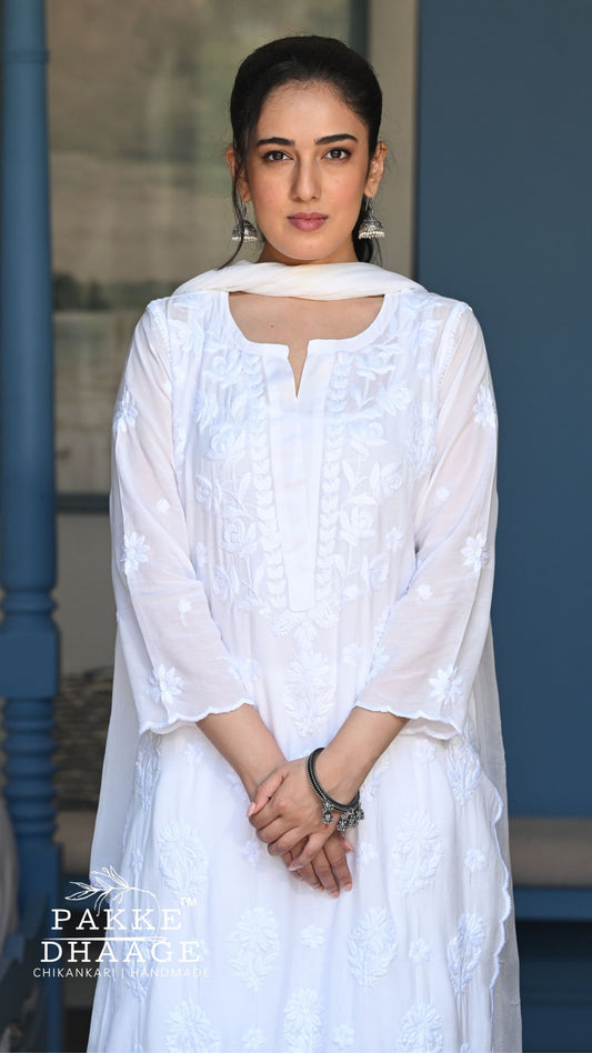 Falak Cutwork Pure Muslin Ombre Kurta Set with Dupatta 3-Pc Set - Pearl White
