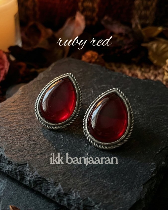 Gomti Teardrop Studs Ruby Red