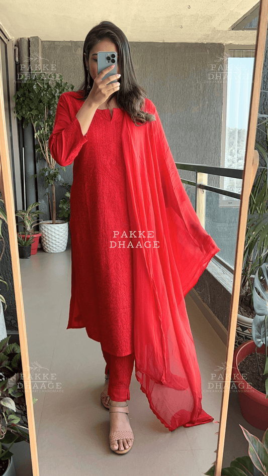 Inayat Resham Dhaaga Mulmul Kurta & Kurta Sets - Lady In Red