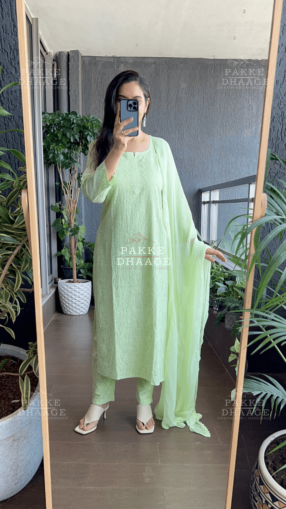 Inayat Resham Dhaaga Mulmul Kurta & Kurta Sets - Paradise Green