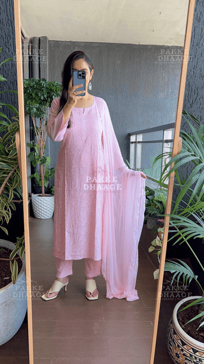 Inayat Resham Dhaaga Mulmul Kurta & Kurta Sets - Peach Pearl