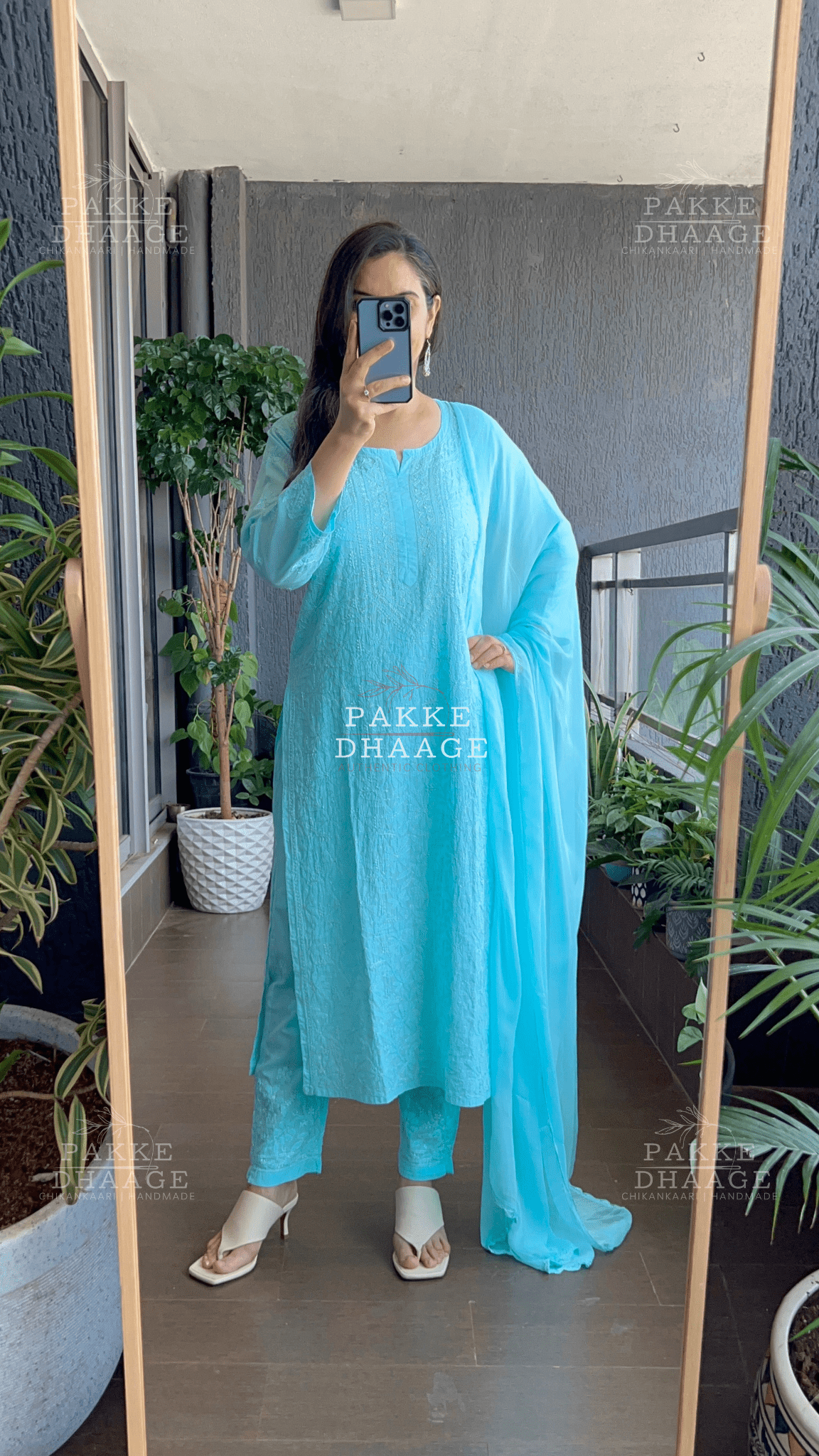 Inayat Resham Dhaaga Mulmul Kurta & Kurta Sets - Turquoise Blue