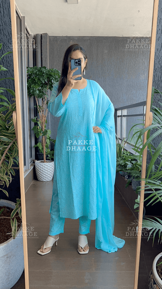 Inayat Resham Dhaaga Mulmul Kurta & Kurta Sets - Turquoise Blue