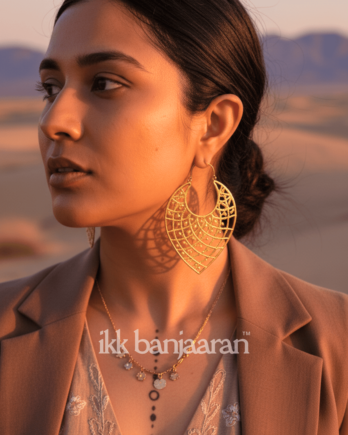 Maru Lattice Dangles