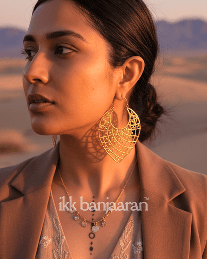 Maru Lattice Dangles