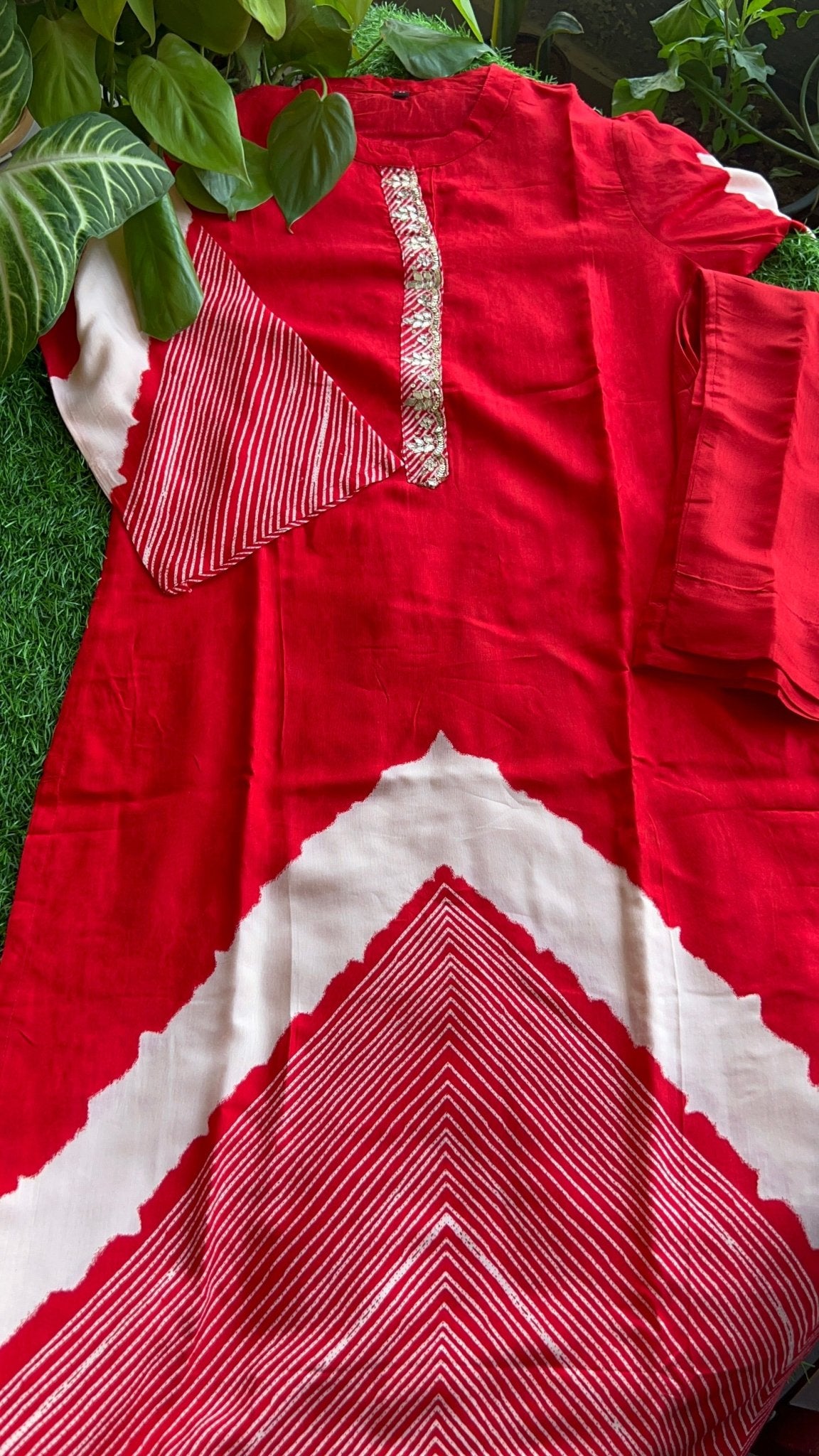 Muslin Muse Kurta 2pc Kurta Pant Set Sindoori Red