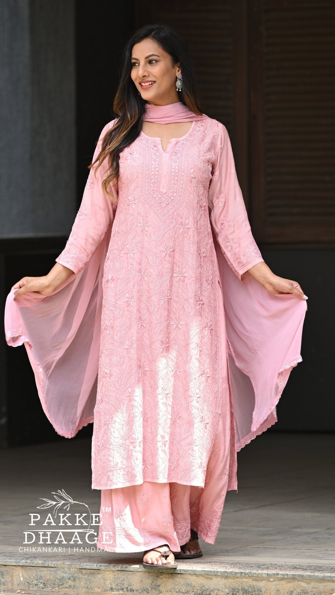 Sarah Resham Dhaaga Pure Muslin Kurta & Kurta Sets - Rose Gold