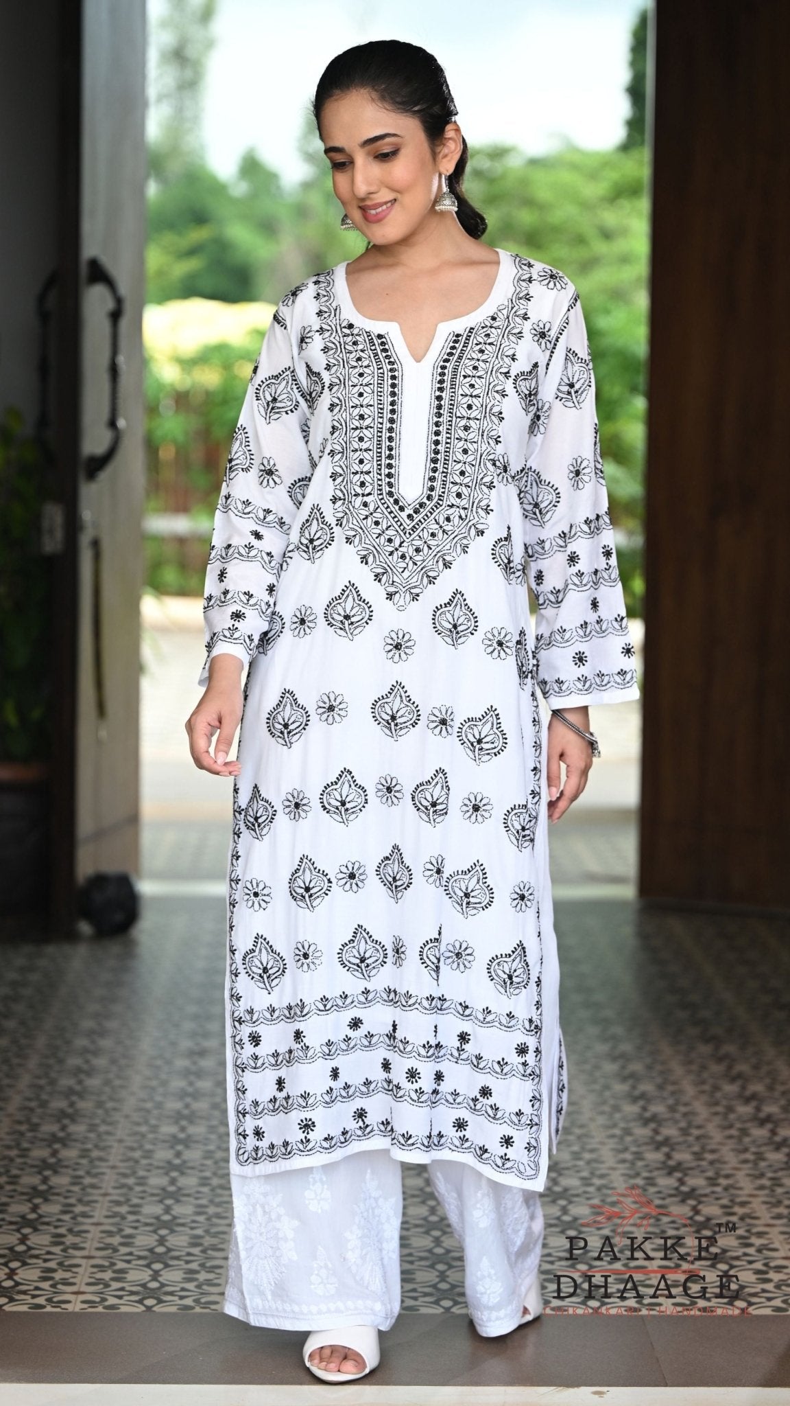 Zeba Handcrafted Monochrome Pure Muslin Chikankari Kurta
