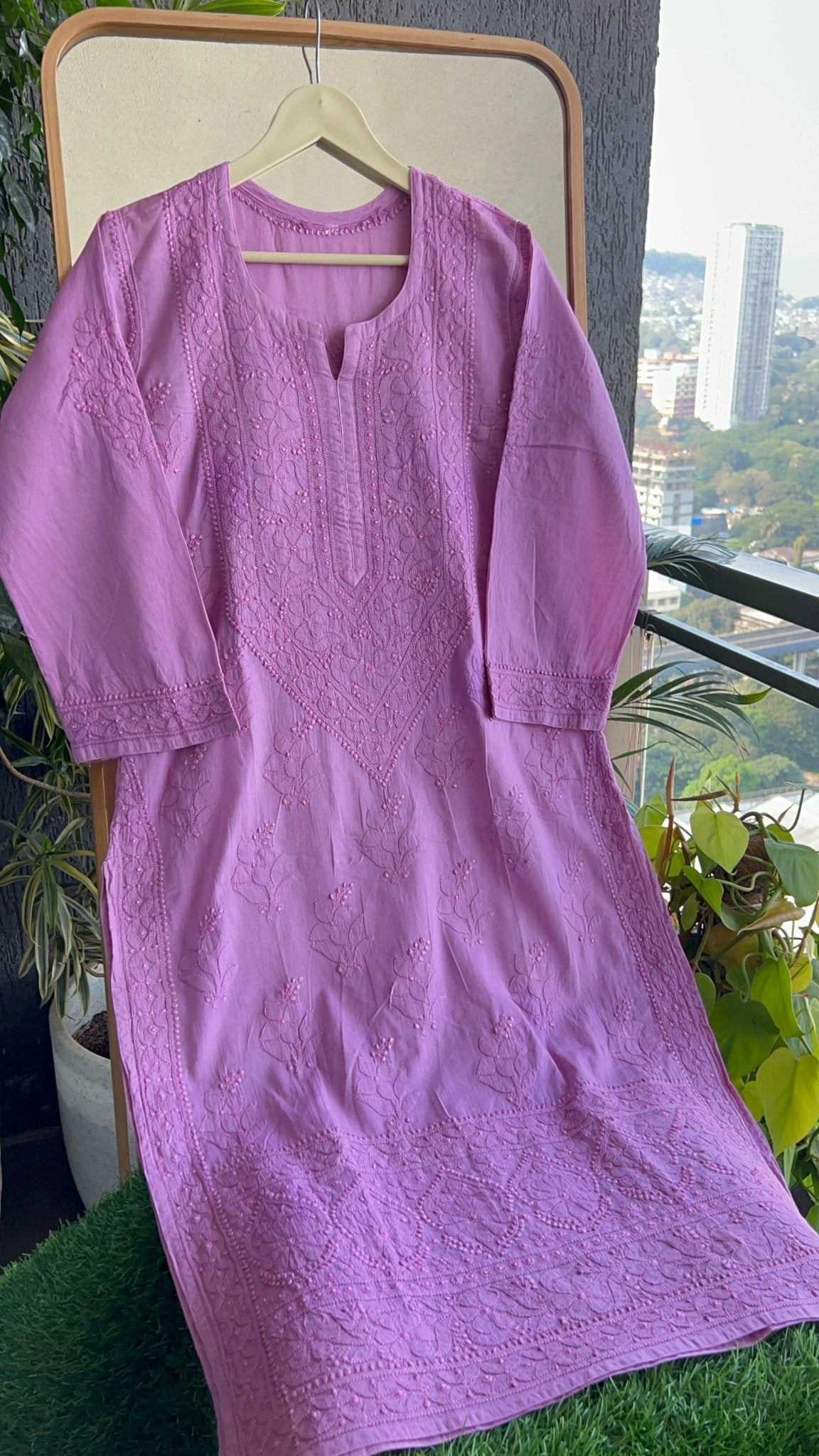 Zoya Pure Mulmul Chikankari Kurta - Mauve